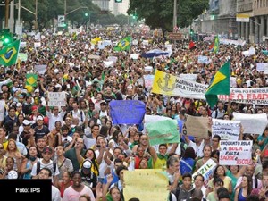 2-BRASIL-ANTE-SUEnO-Y-ESPEJISTMO-FOTO-IPS