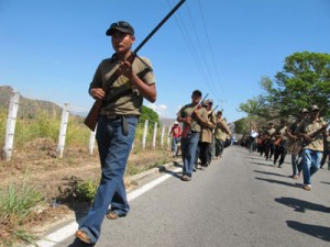 ACABAN-CON-POLICIA-COMUNITARIA-FOTO-DESINFORMEMONOS-1