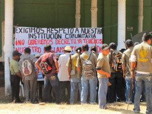 ACABAN-CON-POLICIA-COMUNITARIA-FOTO-DESINFORMEMONOS-4