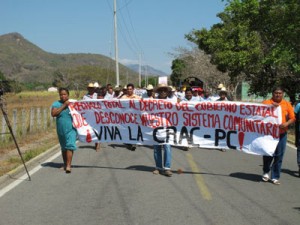 ACABAN-CON-POLICIA-COMUNITARIA-FOTO-DESINFORMEMONOS-5