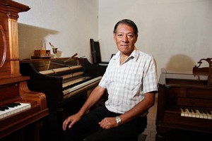 AFINADOR-DE-PIANOS-FOTO-GERARDO-M-GARCIA-3