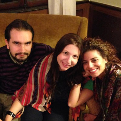 Los directores del Progetto 7LUNE Daniele Rubin y Silvia Favaretto, junto a la vicedirectora Sarah Grimaldi.