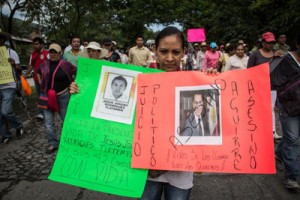 CASO-AYOTZINAPA-FOTO-SUBVERSIONES-3