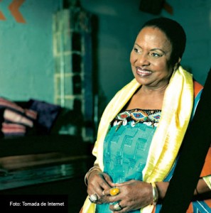 CUENTOS-FEMINIESTAS-MIRIAM-MAKEBA-FOTO-TOMADA-DE-INTERNET-3