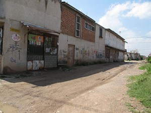DIEZ-DE-MAYO-CALLE-MADRE-REDENTORA-FOTO-GERARO-M-GARCIA-(4)