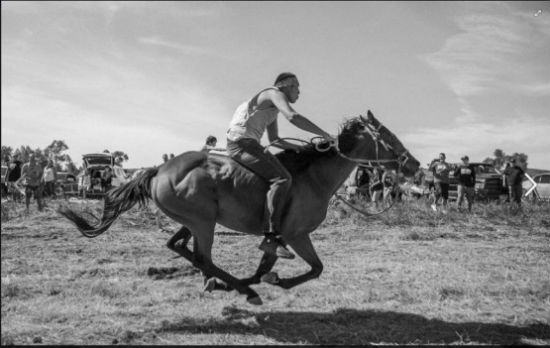 Esta foto fue tomada por Josué Rivas que está documentando en imágenes los sucesos de Standing Rock.