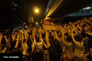 ENFRENTAMIENTO-HONG-KONG-FOTO-INMEDIAKH-2