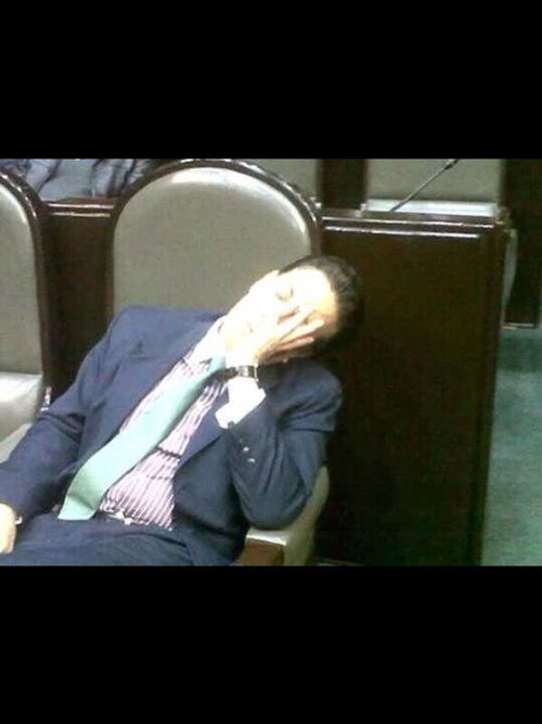 Fayad-duerme1