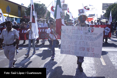 "Jóvenes de este país no podemos tener ilusiones" porque "cada conquista del pasado se nos arrebata", dijeron estudiantes del IPN en el mitin conmemorativo del Halconazo.