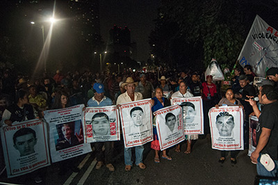 INTERIORES-AYOTZINAPA-2