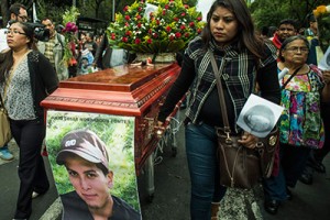INTERIORES-AYOTZINAPA-6