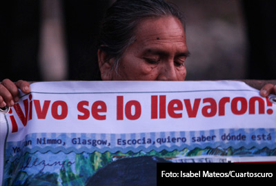 Ejército debe permitir búsqueda de normalistas en los cuarteles.