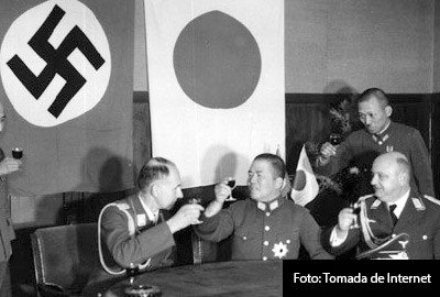 INTERIORES-JAPON-GUERRA-4