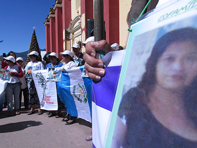 INTERIORES-MADRES-DE-MIGRANTES-4
