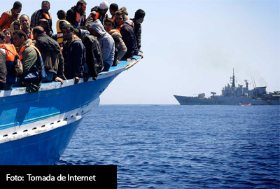 En un capítulo más de la crisis humanitaria por el aumento del flujo migratorio en el Mediterráneo, la Guardia Costera italiana rescató a unos mil 800 migrantes.