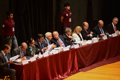Los representantes de la Asamblea General Politécnica llevarán el documento ante la base estudiantil para que en las asambleas locales conozcan estos preacuerdos, los discutan y en su caso los aprueben.