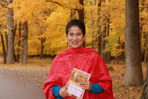 Esos dos libros son mi carne expuesta, soy tan indocumentada como los millones, pero tengo el privilegio de escribir y ser publicada y esa es una herramienta vital para decir las cosas que nadie quiere contar.