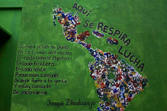 Mural pintado en una pared del Albergue La72, en Tenosique.