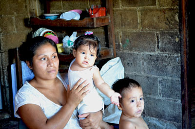 Los niños de Los Cacos presentan infecciones de piel. (Foto: Renata Bessi).