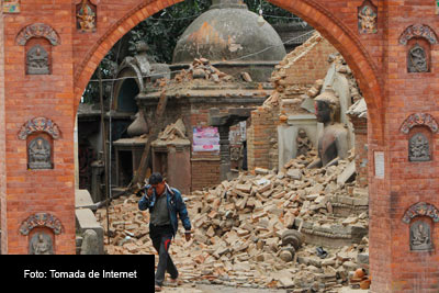 1.	La aldea Thaprek en Nepal quedó completamente destruida por el terremoto. 