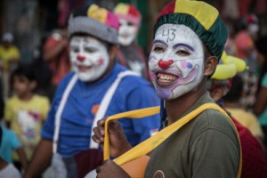 NORMALISTAS-SONRIEN-FOTO-SUVBERSIONES-HERIBERTO-PAREDES-3