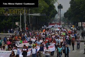 PROTESTAS-INFORME-CUARTOSCURO-ALFONSO-VLADIMIR-1