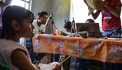 RADIO COMUNITARIA (4)