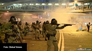 REVOLUCION-DE-PARAGUAS-FOTO-GLOBAL-VOICES-TVB-3