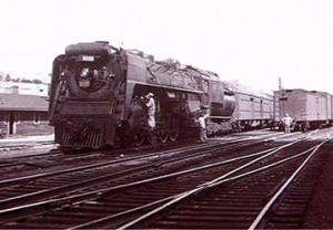 TREN-DE-VAPOR--(4)F