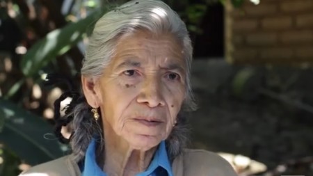 Lolita. Pantallazo del documental Batalla de las Cacerolas.