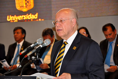 La celebración de este aniversario es un momento oportuno para que los universitarios tomemos conciencia del papel de la universidad en el desarrollo del país y de las regiones: José Narro.