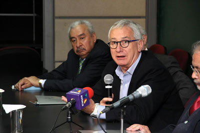 “Piensen en lo que le tomó a la UNAM tener su canal de televisión y cuántas universidades del país tienen un canal real de televisión”, dijo Javier Solórzano para resaltar la importancia del SIRTH de la Universidad de Guanajuato.